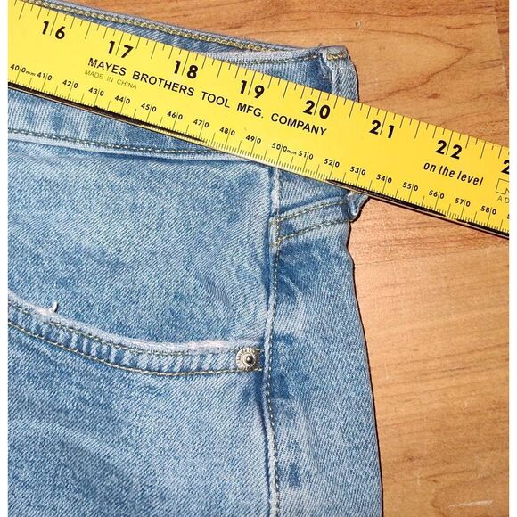 Forever 21 High rise Button Fly Cut off denim jean shorts Size 18 distressed - Picture 13 of 13